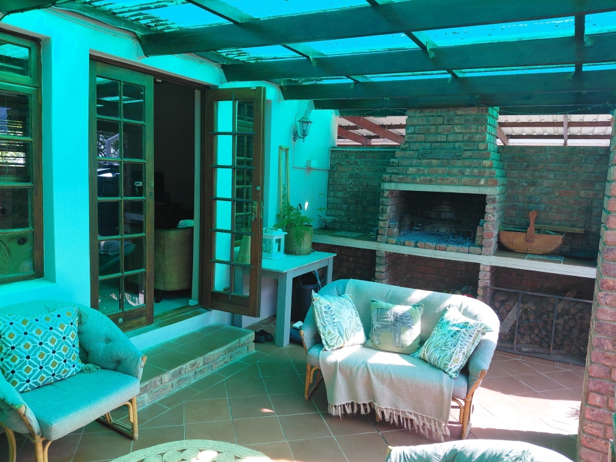 4 Bedroom Property for Sale in Bothasrus Eastern Cape